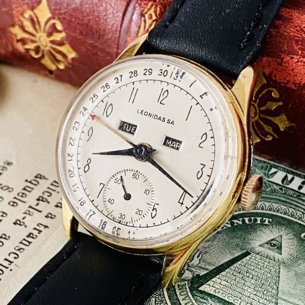 【高級時計 レオニダス】LEONIDAS SA スモセコ トリプルカレンダー 手巻き 1950年代製 メンズ レディース ビンテージ アナログ 腕時計