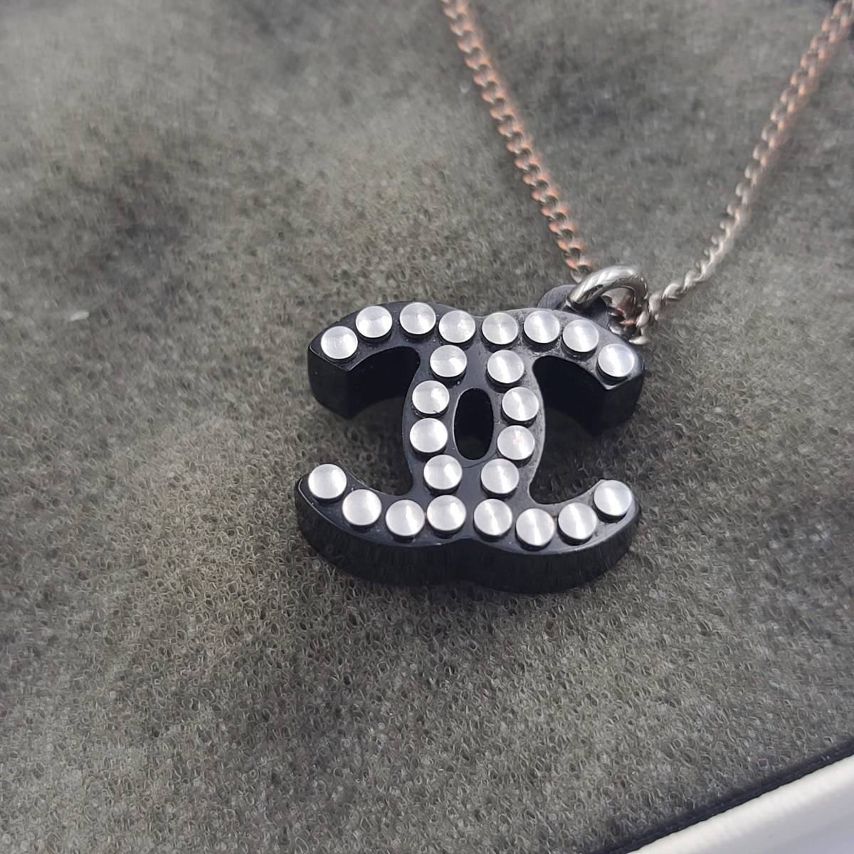 確実正規品 CHANEL シャネル スタッズ ネックレス | www.bauen.com.ar