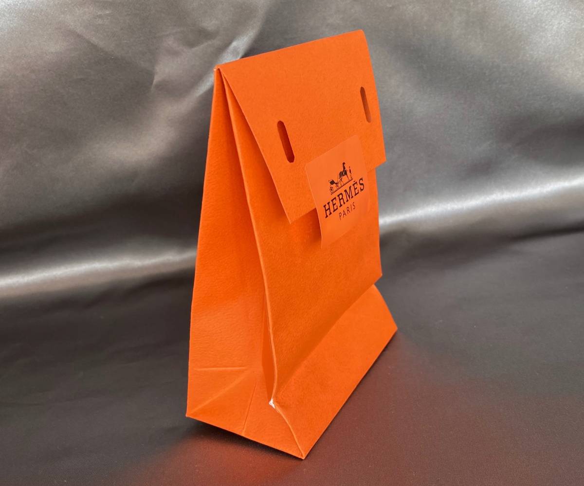 Hermes エルメス 小さめ 紙袋 W15cm ショッパー ステッカー付き 小物用袋 ロゴ入り オレンジ P615_画像2