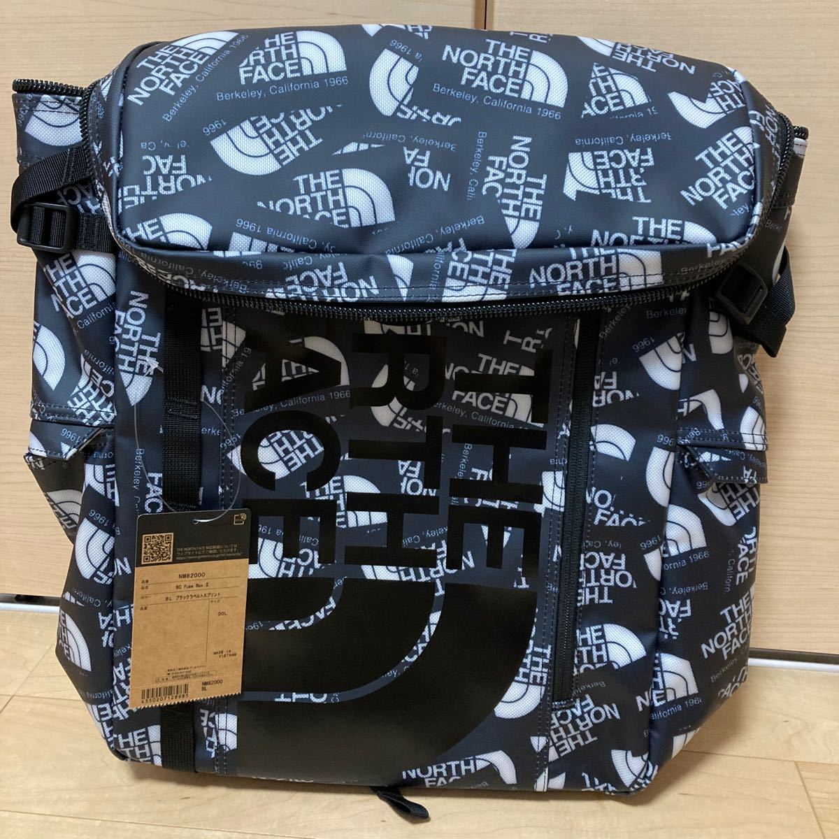 値下げ中 新品 ノースフェイス ヒューズボックス 30L ブラックラベルト