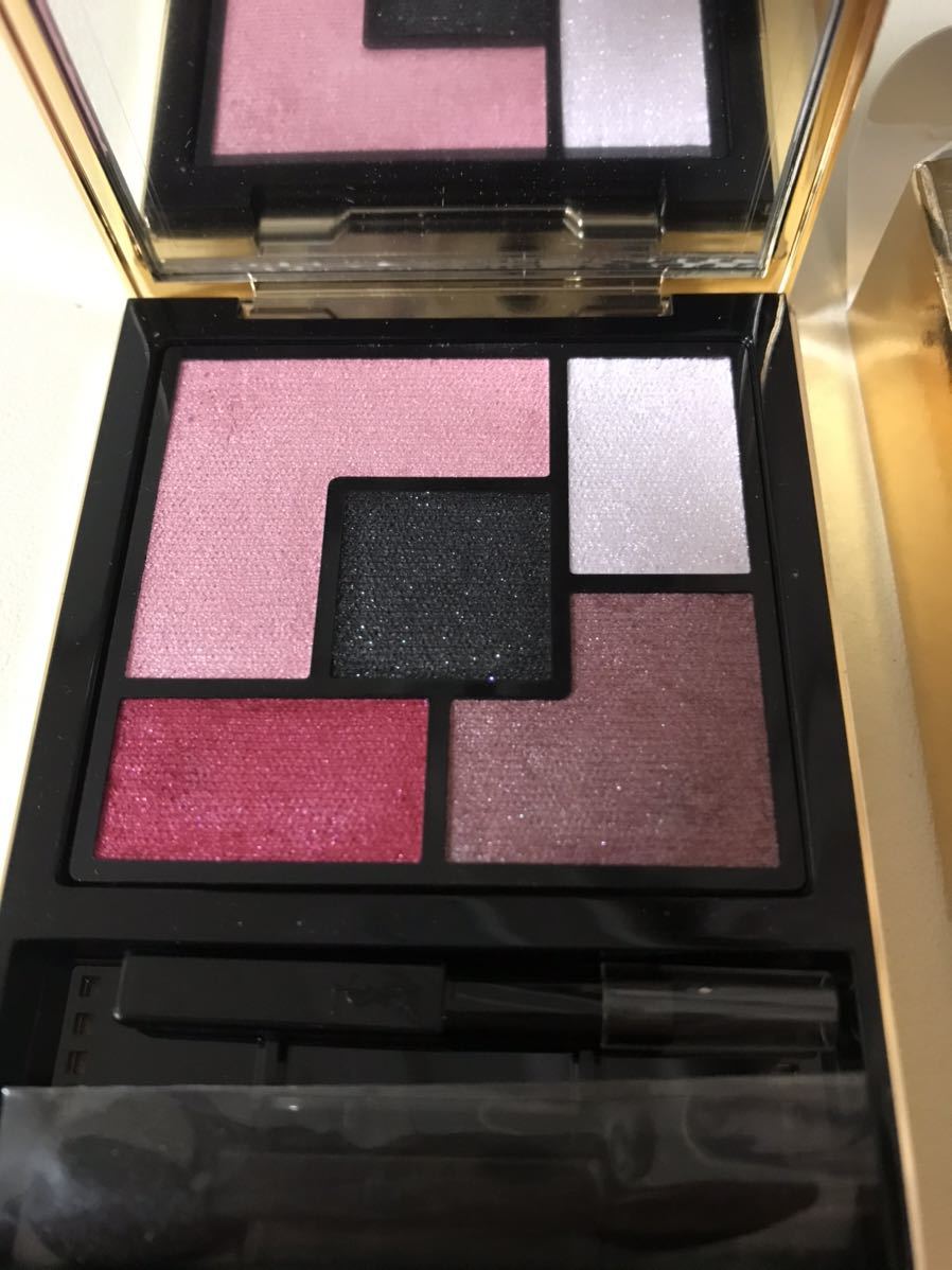 YSL イヴ・サンローラン クチュールパレット　ブラックオピウム　ピュアイリュージョン　アイシャドウ 限定品　未使用