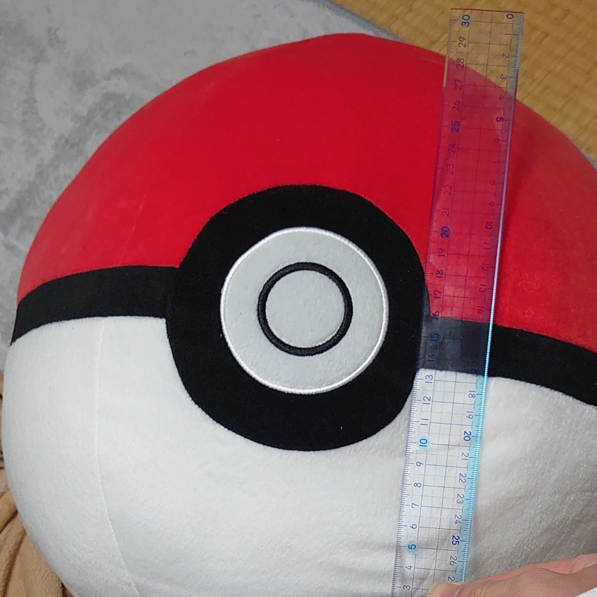 Paypayフリマ モンスターボール めちゃでか クッション