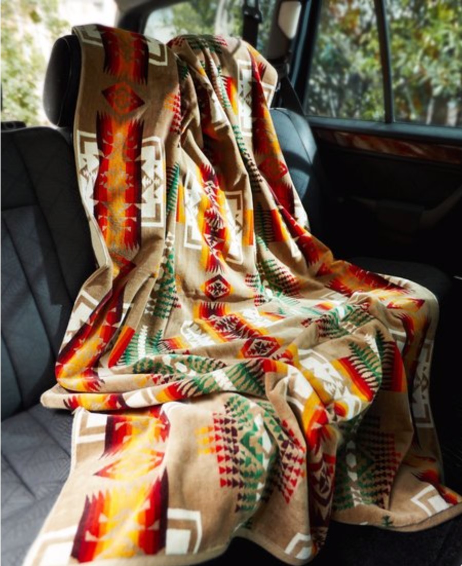 新品 pendleton ペンドルトン タオルブランケット チーフ 新品 pendleton ペンドルトン タオルブランケット チーフ