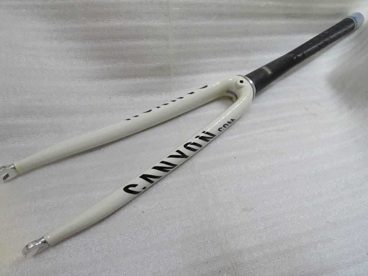 Yahoo!オークション - 新品 キャニオン CANYON フルカーボン700C Yahoo!オークション - 新品 キャニオン CANYON フルカーボン700C