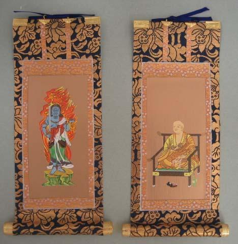 仏壇用掛け軸　各宗派対応　２枚セットサイズ５0代　左右　中金　箱入