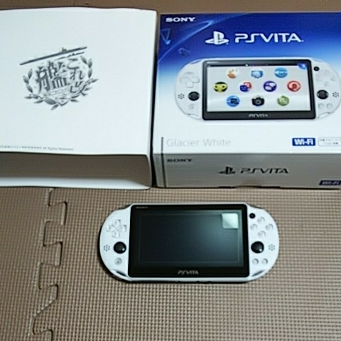 新品同様 PSVITA 本体 2000 艦これ バージョン 限定品 レア 希少 人気