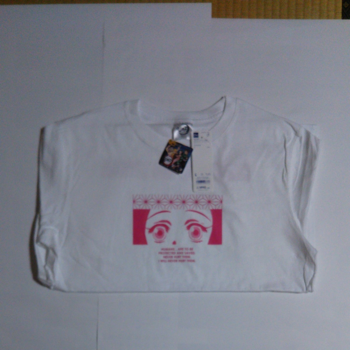 GU x 鬼滅の刃 サイズL (WOMEN) グラフィックTシャツ (半袖)  新品 未着