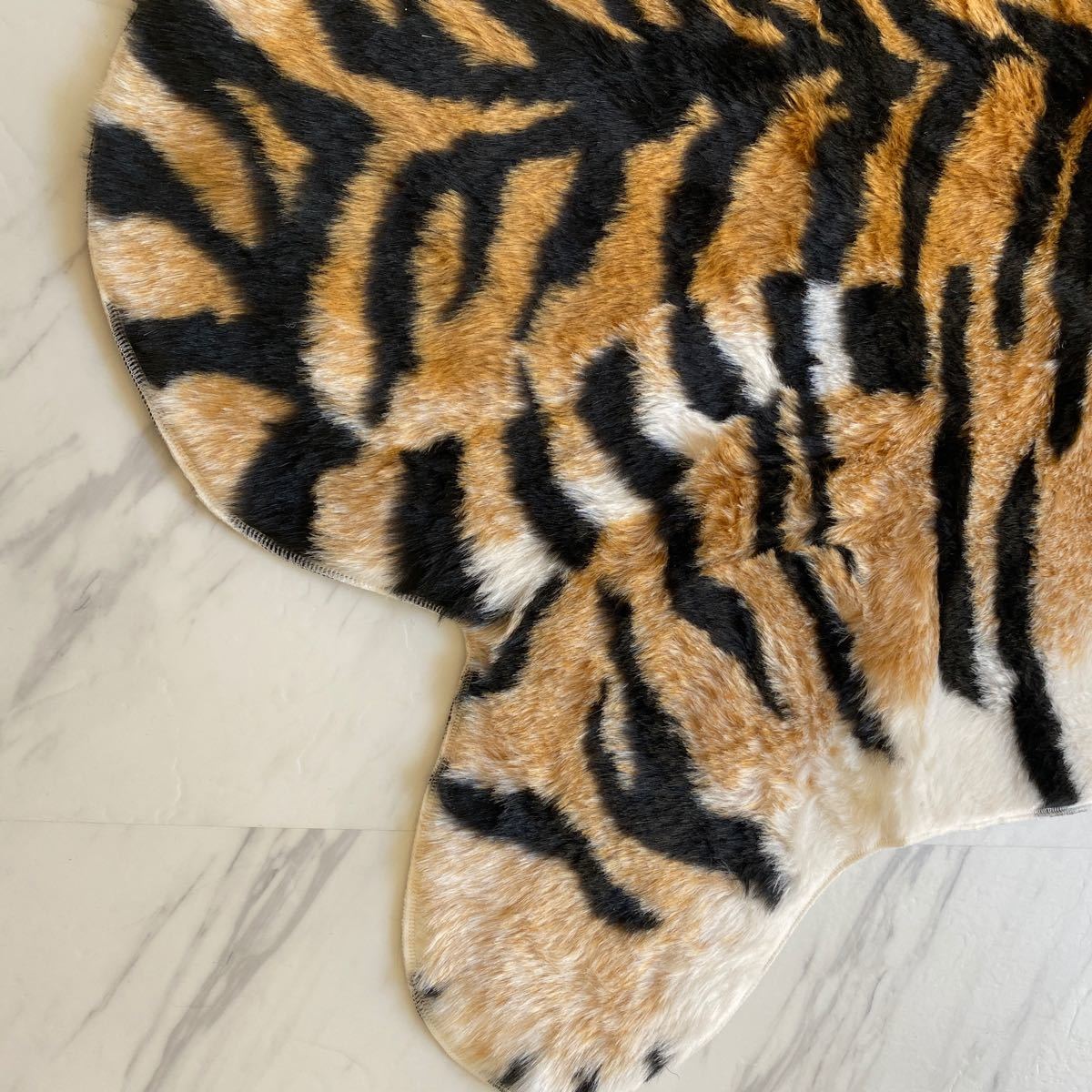 新品 タイガー 虎 トラ カーペット ラグマット|Yahoo!フリマ 新品 タイガー 虎 トラ カーペット ラグマット|Yahoo!フリマ
