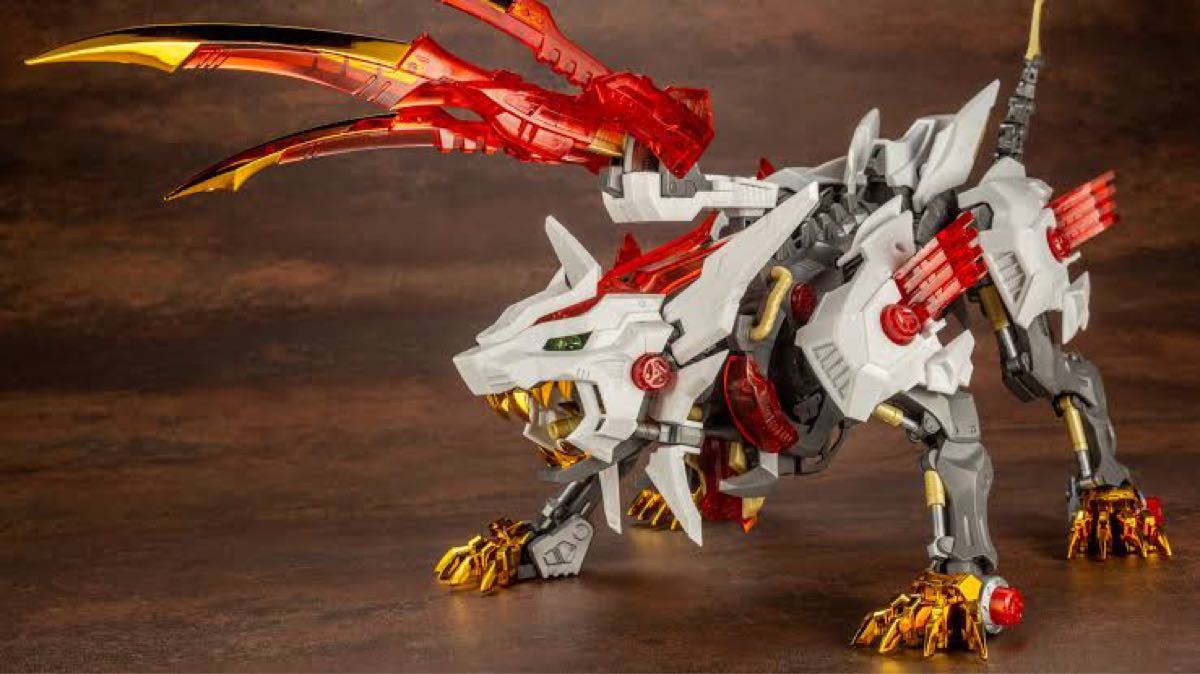 コトブキヤショップ限定】1/72 HMM ワイルドライガー 紅蓮ver