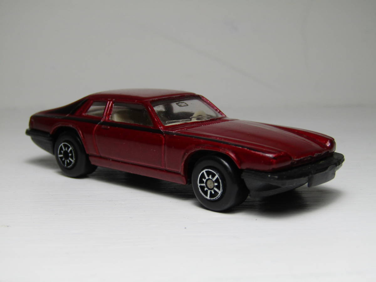 Jaguar ジャガー XJ-S 1981 V12 絶版 Masuto製 希少 1/64 位 WRD ワインレッドxブラックライン 美品 英国 GB ブリティシュUK_画像7