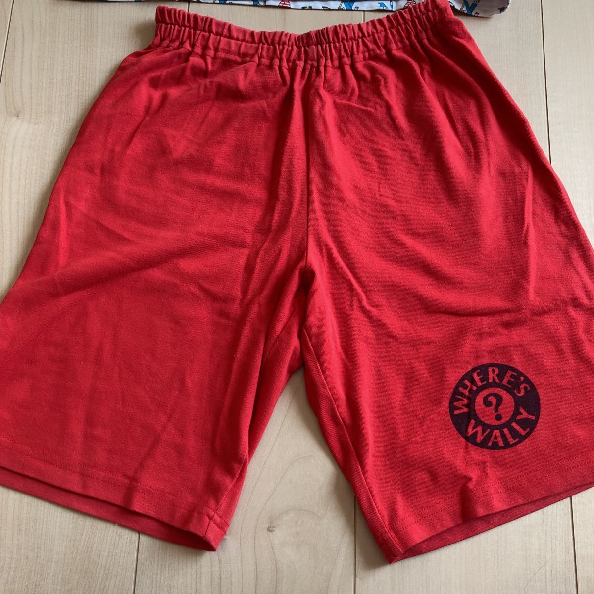  short sleeves pyjamas Uniqlo room wear shorts top and bottom set UNIQLO War Lee .... War Lee ... red M size 125~135