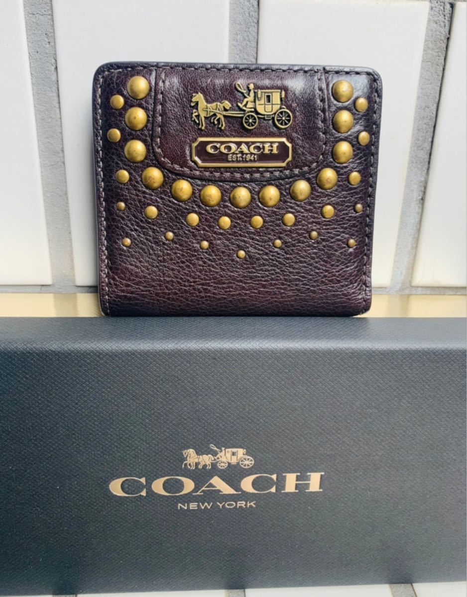 COACH銀座購入■本革×スタッズ■COACH コーチ　財布　レディース