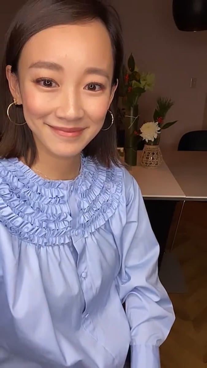 mini frill blouse ロージーモンスター ミニフリルブラウス　サックスブルー