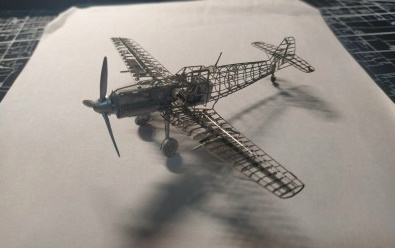《完成度高い》飛行機 小型 模型 DIY 組み立て パズル ギフト インテリア_画像1