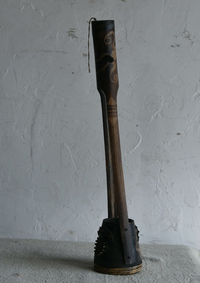 珍品】エクタラ インド 民族楽器 一本弦 竹 古物 トカゲ 儀式 祭礼