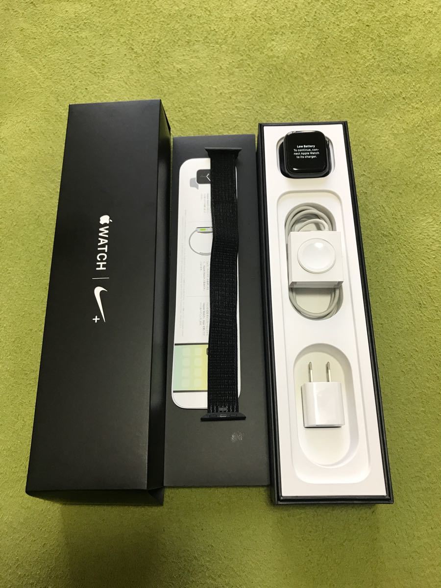 Apple Watch Series 4 スペースグレイ NIKE