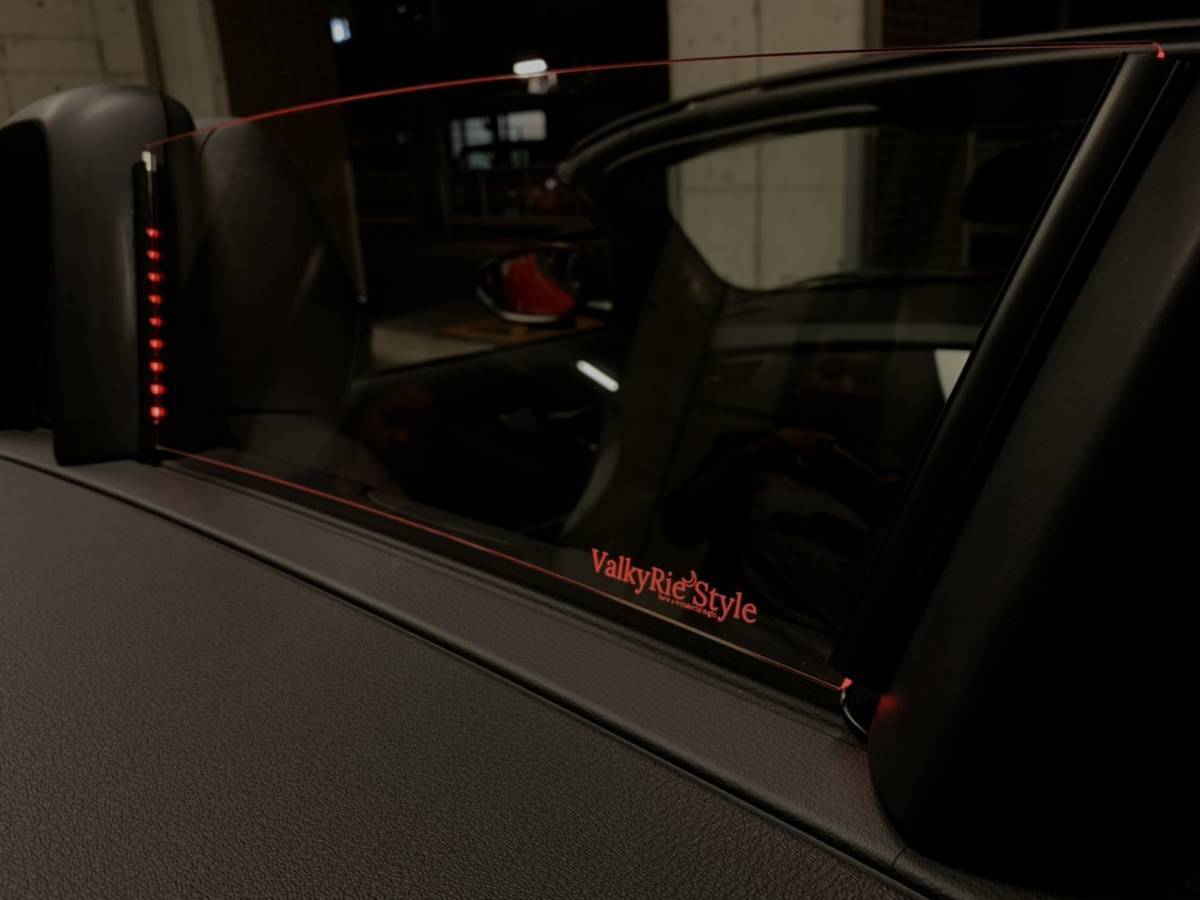 Valkyrie style BMW Z4 E89 専用 アクリルクリアーウィンドディフレクター　LEDブルー.レッド.ホワイト．．　選択してください._画像2