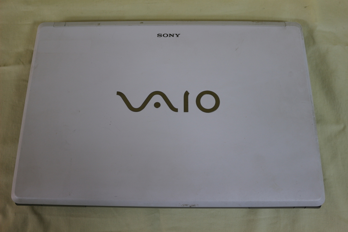 ジャンク品ノートパソコン SONY VAIO PCG-3F1N Centrino2 メモリ無 HDD無 16.4inchワイド カメラ内蔵 通電確認済 OS無 代引き可_画像6