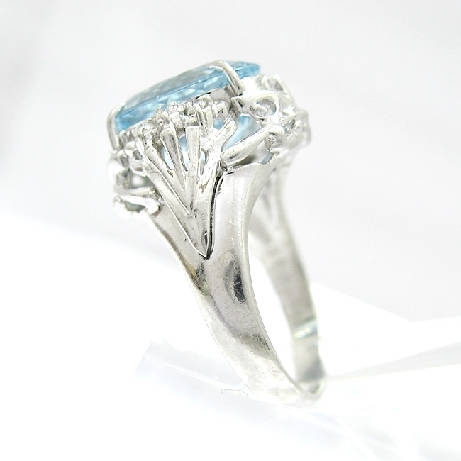 Pt900 プラチナ リング 指輪 アクアマリン3.500ct ダイヤモンド0.060ct