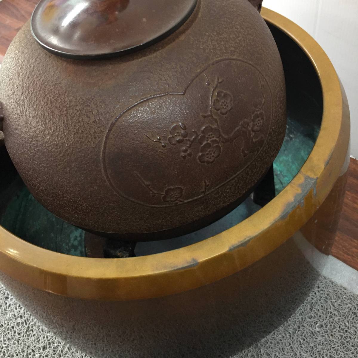 茶道具 丸釜 唐銅面取風炉 三ツ爪五徳 三点セット 抹茶 点前 茶釜 風炉