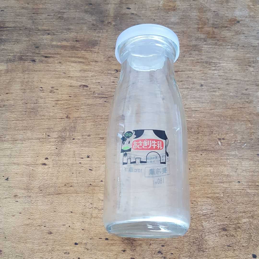 ヤフオク! - 牛乳瓶 空き瓶 牛 ウシ あさぎり牛乳 180ml エコボ...