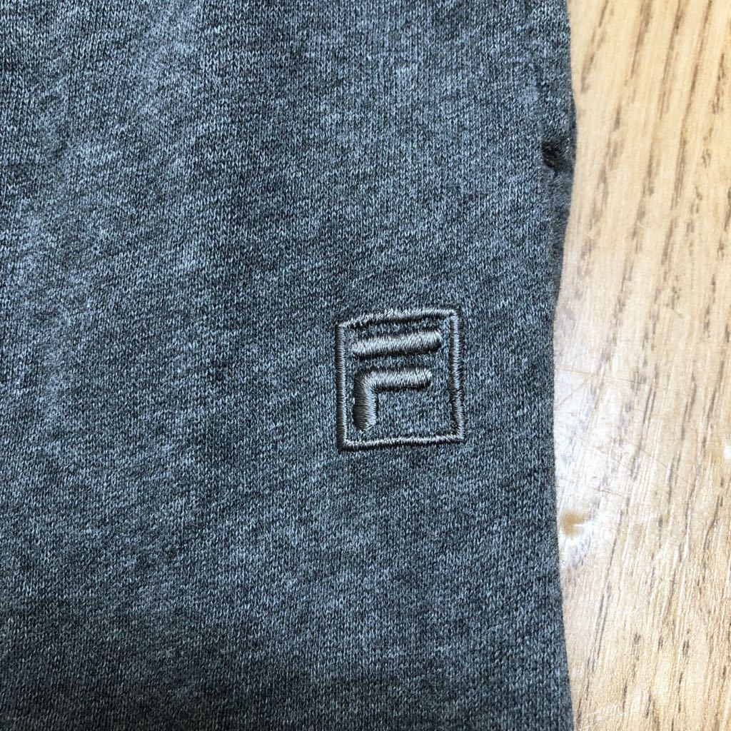 FILA／フィラ メンズ M (US) グレー ロングパンツ イージーパンツ スウェットパンツ 裏起毛 ロゴ刺繍 スポーツ カジュアル USA古着 c_画像2