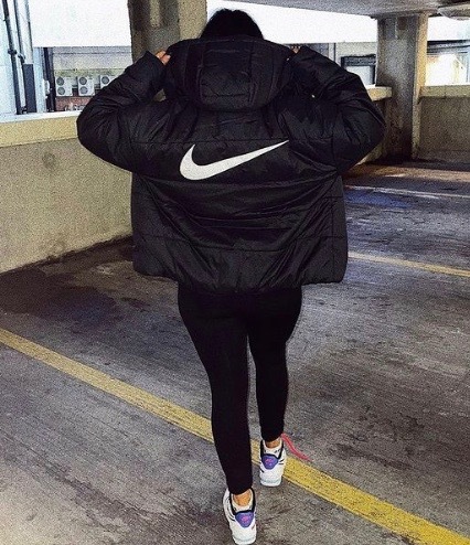 送料無料☆新品☆Nike Swoosh Jacket M サイズ スォッシュ ジャケット ナイキ スポーツウェア_24時間以内に即日発送!!!