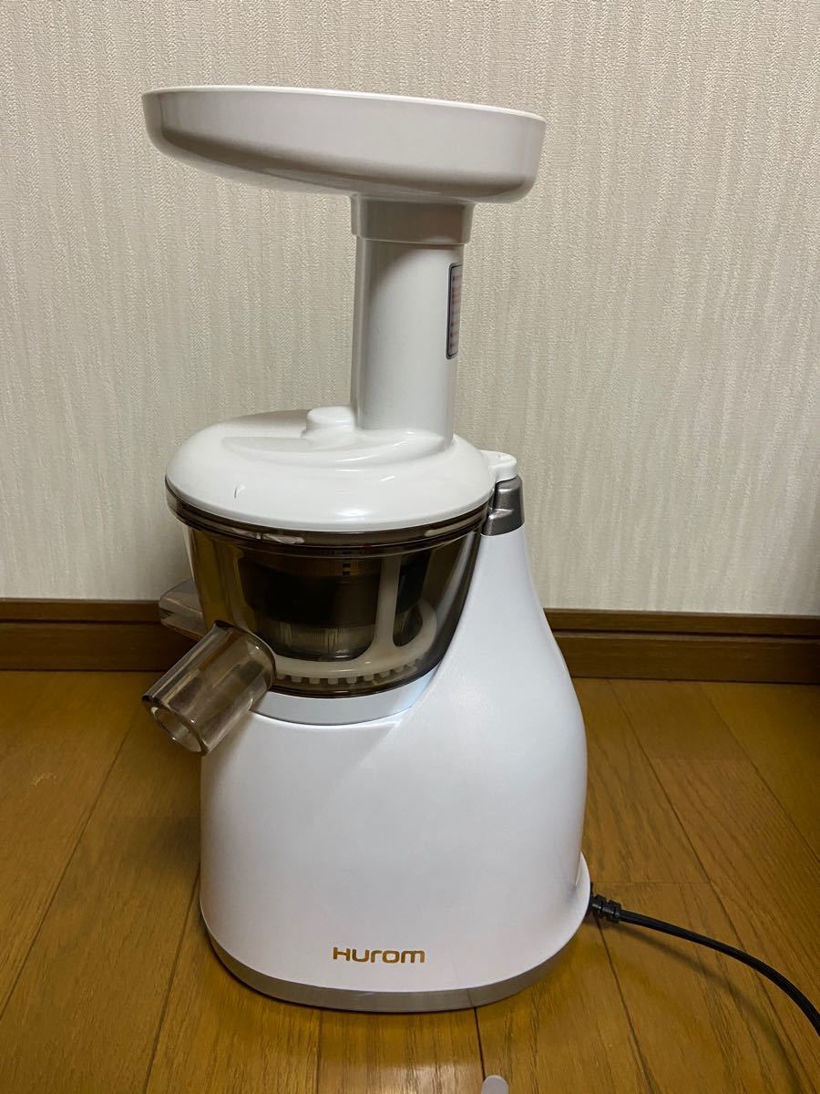 HUROM SLOW JUICER(低速圧縮搾り)ホワイトHU-300W