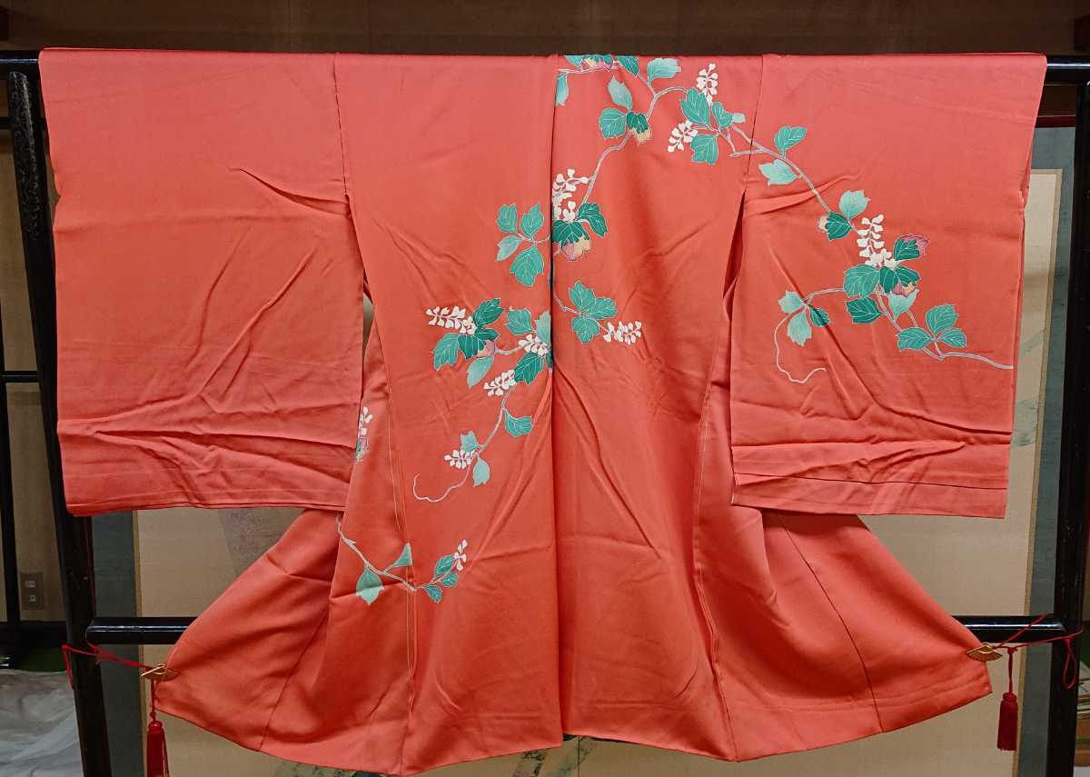 新品 道行コート 68 サーモンピンク系 踊り桐文様 絵羽コート 未使用 未仕立 絹 正絹 留袖 色留袖 訪問着 附下げ 無地等のお着物 リメイク