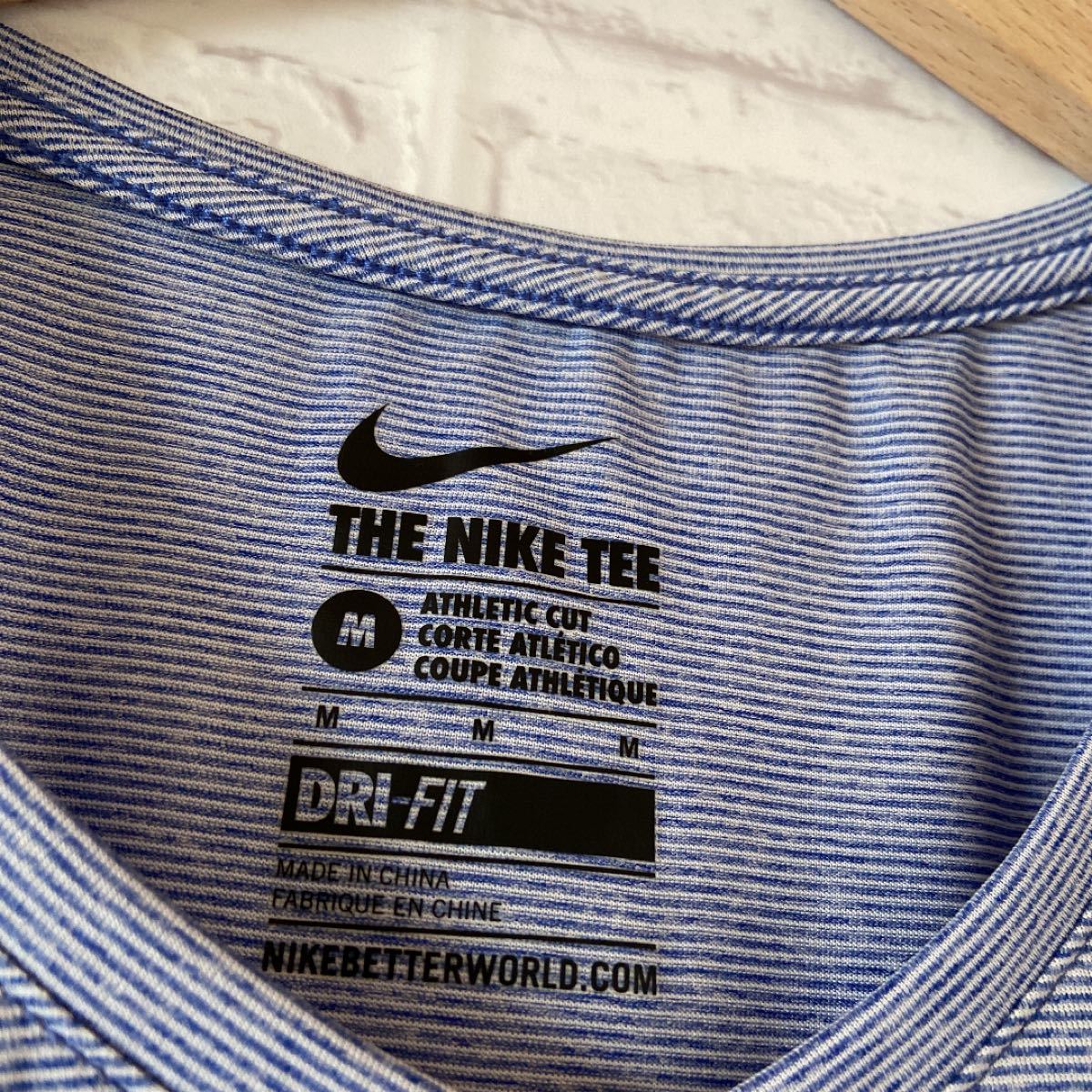 【新品】NIKE ナイキ　Dri-FIT Vネックtシャツ  ブルー　ボーダー トップス ナイキドライフィット スポーツウェア 