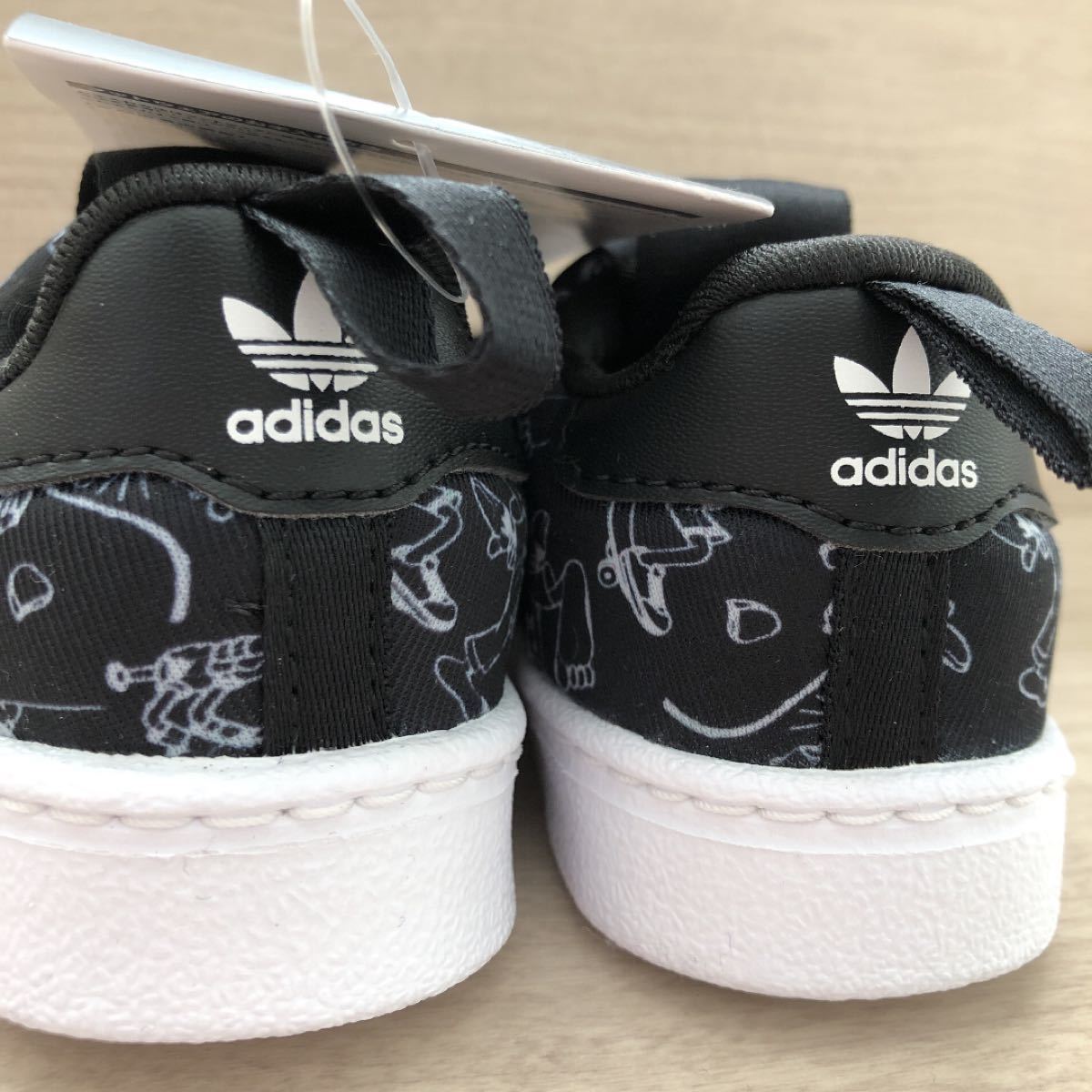 新品 adidas ディズニー グーフィー 11cm 5,489円