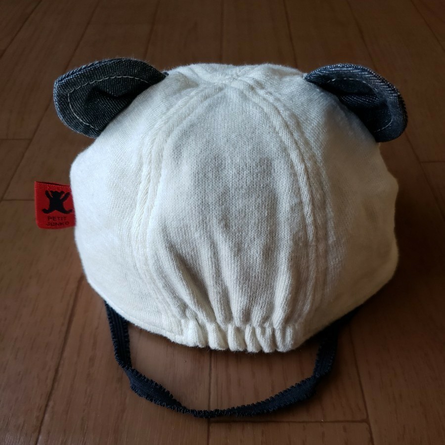 PETIT JUNKO 猫耳つき帽子 サイズ 46cm　あごひも付き