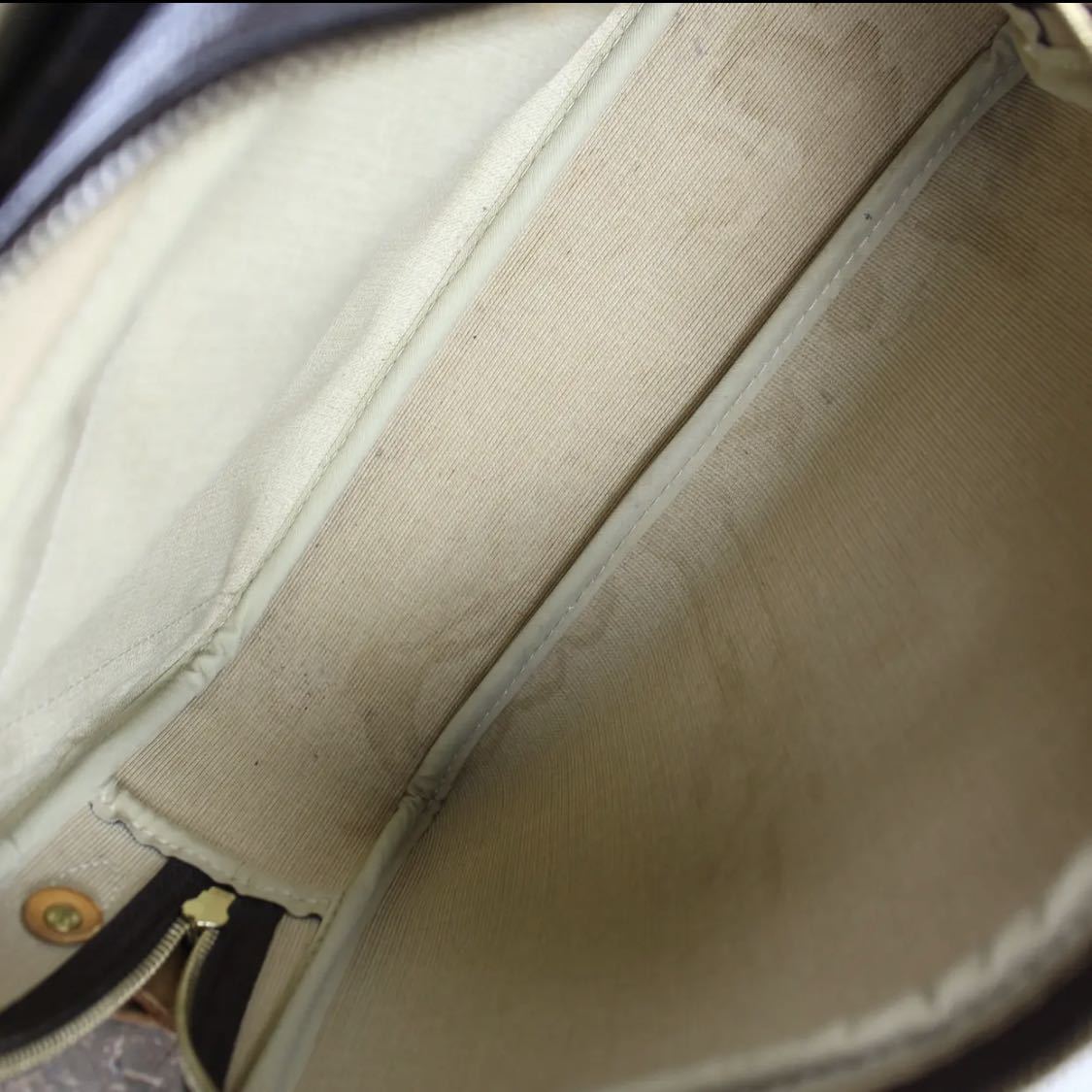 LOUIS VUITTON M45254 SP0070 REPORTER PM MONOGRAM PATTERNED LOUIS VUITTON M45254 SP0070 REPORTER PM MONOGRAM PATTERNED