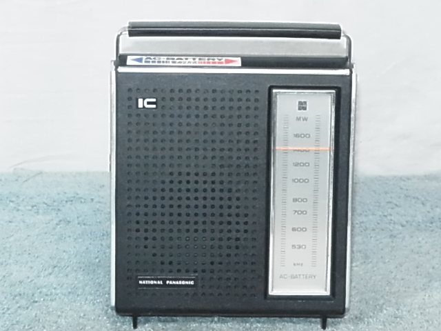  National Panasonic 【R-150】厚みのある音質も出色です 余計な機能などは一切付いていないシンプルAM 専用ラジオ再生品です 管理21020110_画像9