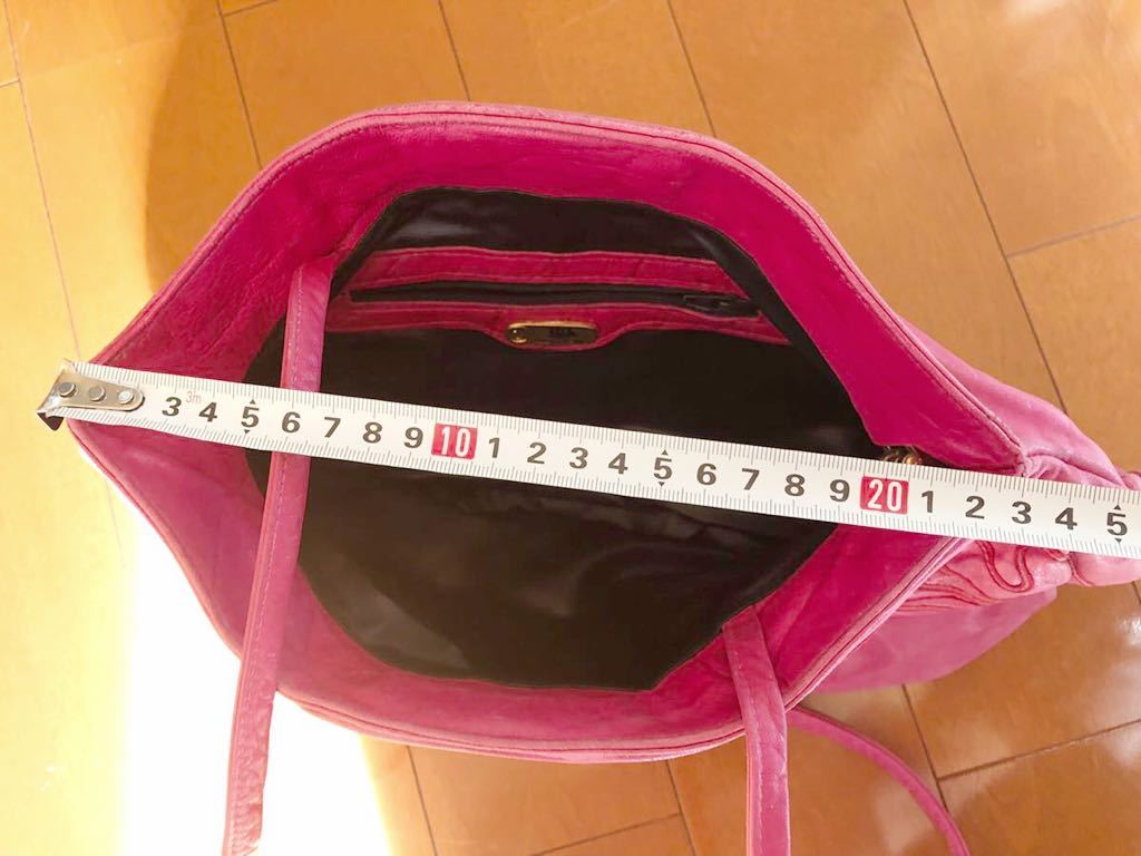 クラッチバッグのような開閉