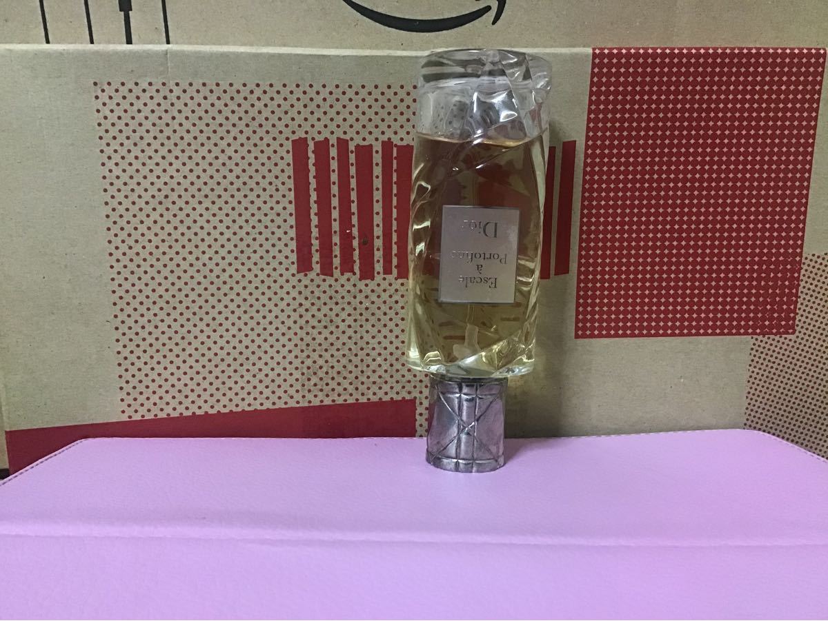 Dior。escale a portofino EDT。ディオール。エスカルアポルトフィーノ。オードトワレ75ml。残量約85%。