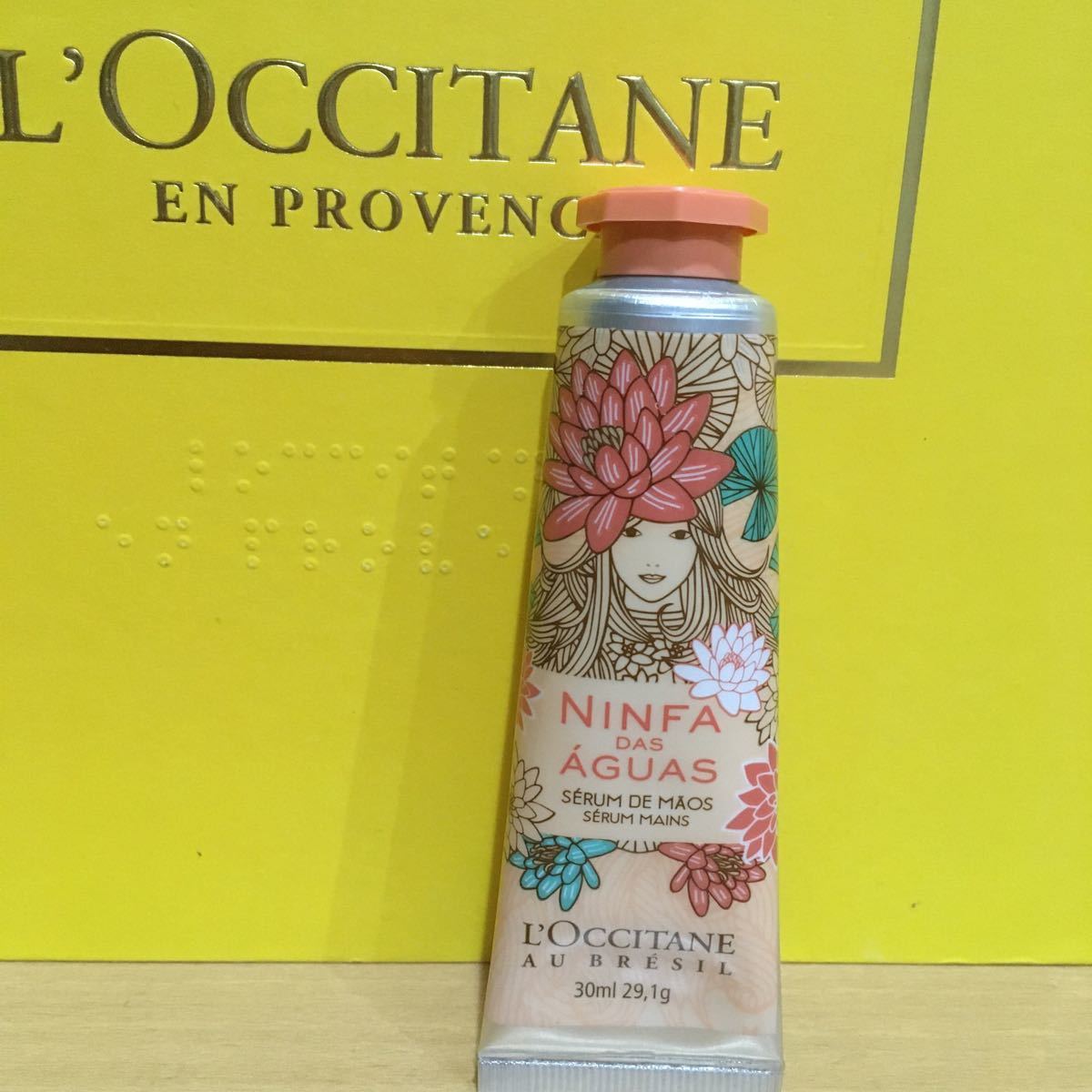 【ほぼ新品】ロクシタン L'OCCITANE オードニンファハンドクリーム 30ml