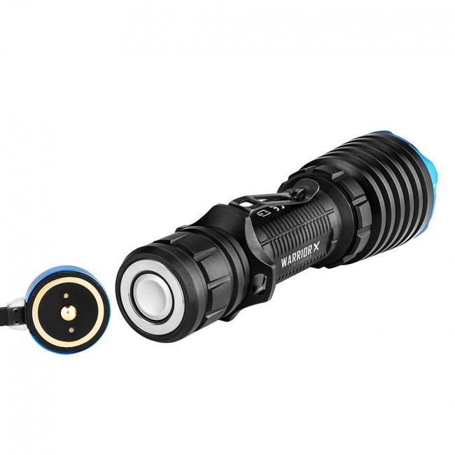 OLIGHT WARRIOR X BLACK MAX2000lumen　 LED懐中電灯　 高輝度LED　  LEDライト　