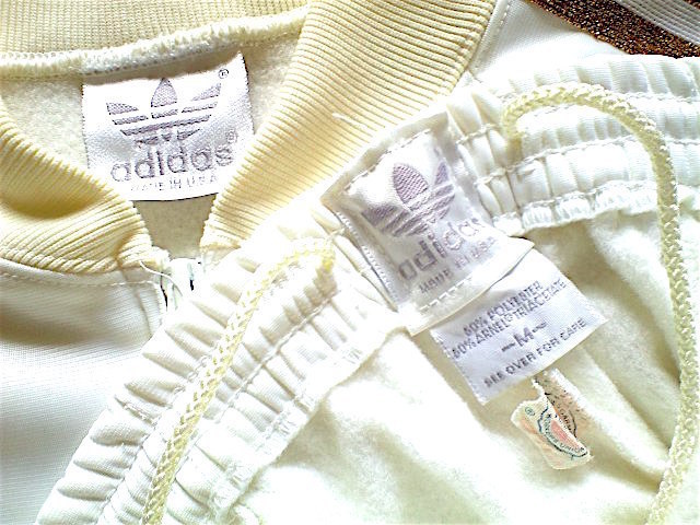 即決 美品 鬼レア 白 x 金ラメ adidas 80s ヴィンテージ USA製 即決 美品 鬼レア 白 x 金ラメ adidas 80s ヴィンテージ USA製