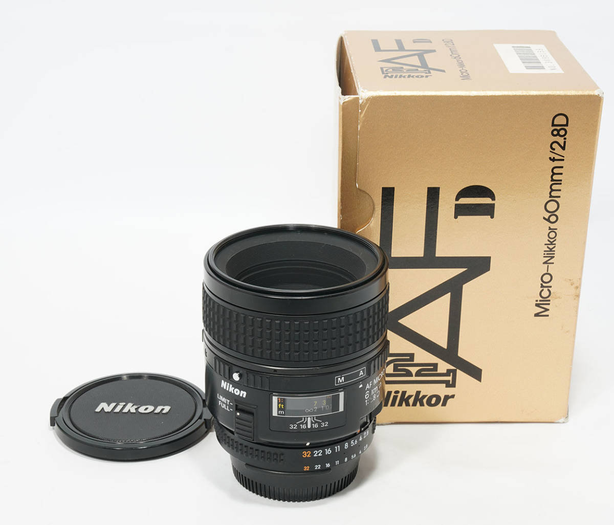 即決 ニコン Nikon AF Micro 60mm F2.8D 箱付き_画像1