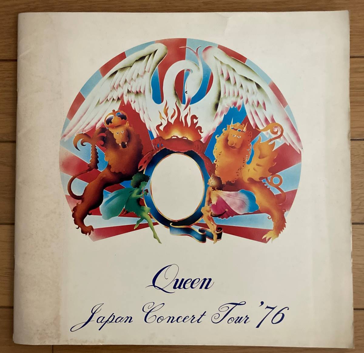 クイーン 来日公演パンフレット Queen Japan Concert Tour '76 ジャパンコンサートツアー 1976年 一般家庭での長期保管品 貴重な当時物_画像1