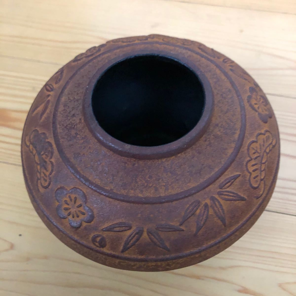 南部鉄器 花瓶 鉄鋳物|Yahoo!フリマ(旧PayPayフリマ) 南部鉄器 花瓶 鉄鋳物|Yahoo!フリマ(旧PayPayフリマ)