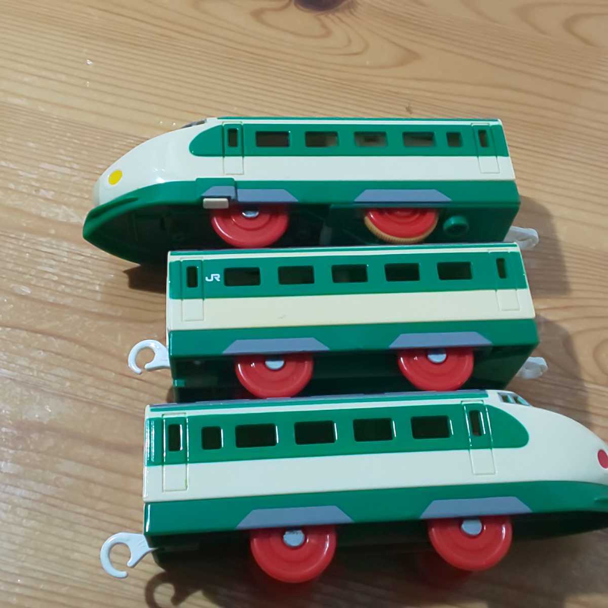 50%OFF プラレール【200系 東北・上越 黄ばみ有り|Yahoo 新幹線】 車両単品