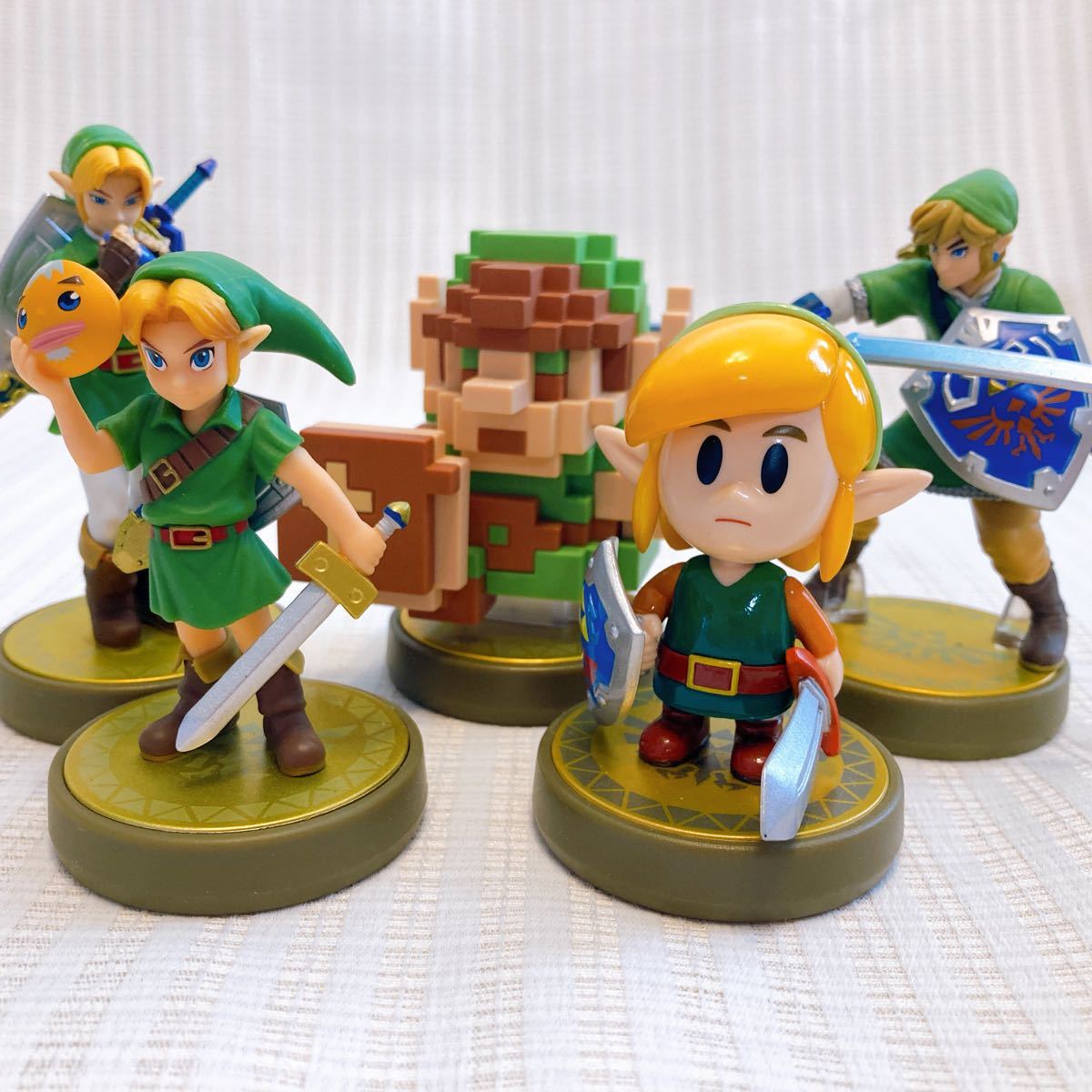 amiibo リンク5種セット ゼルダの伝説 任天堂 ブレワイ amiibo リンク5種セット ゼルダの伝説 任天堂 ブレワイ