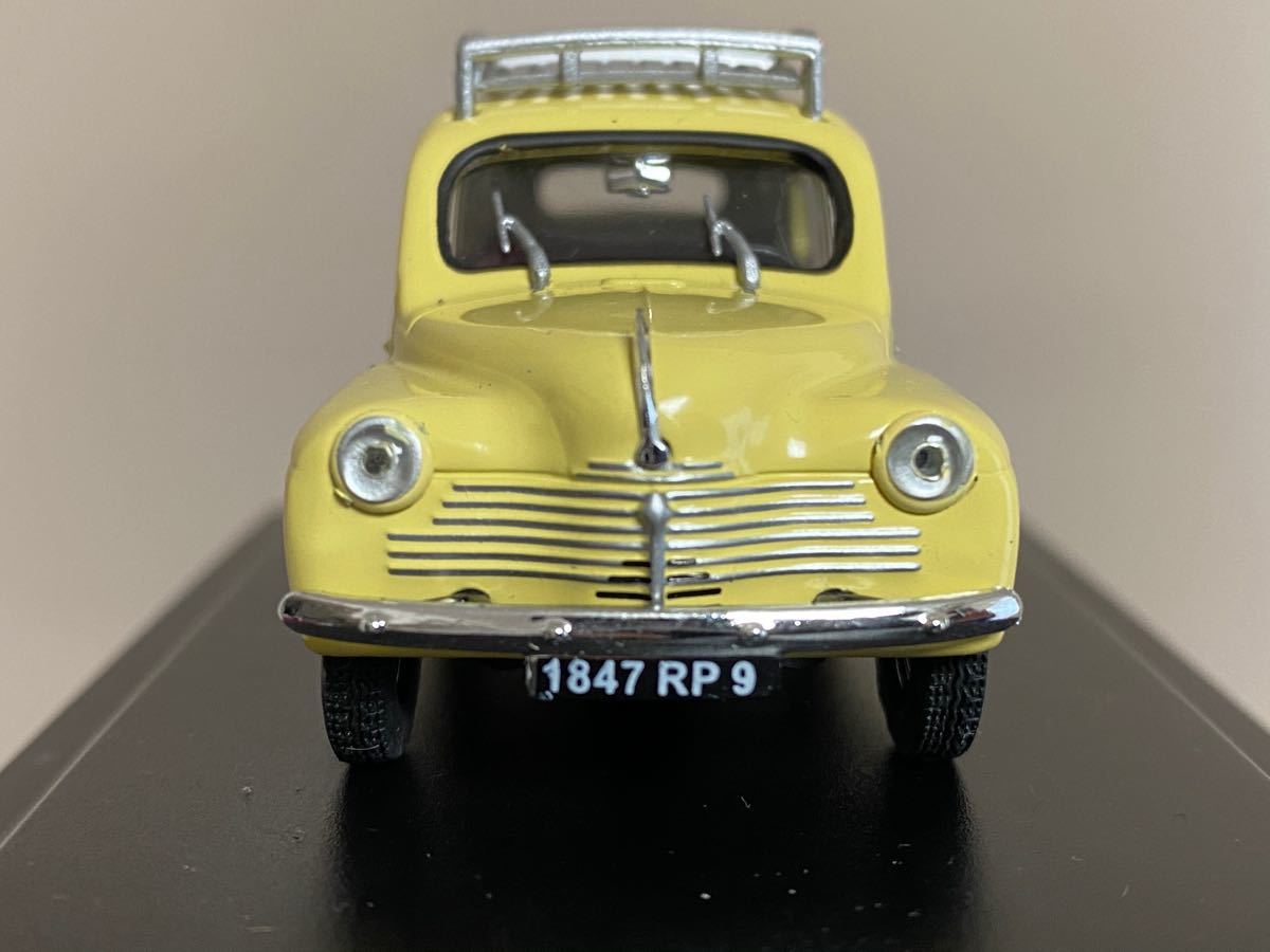 【4CV Renault】ルノー　4CV  BERLINE R1060 1947 1/43 