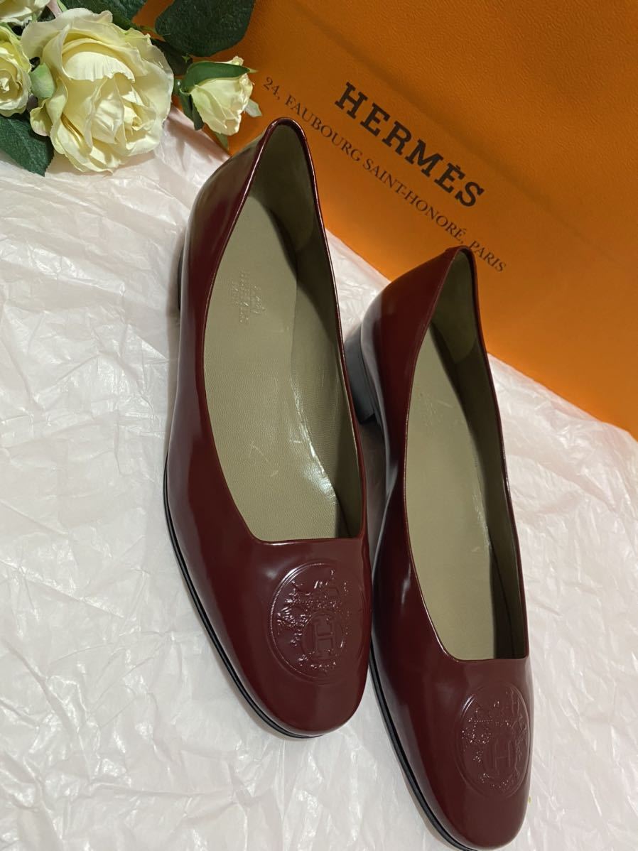 新品レア可愛い HERMESエルメス本革エナメルパンプスローヒールチャン