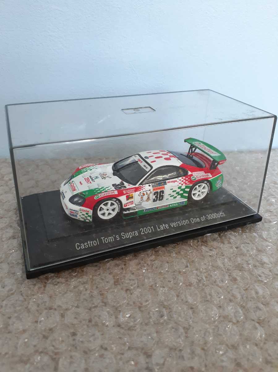 カストロール トムス スープラ 2001 JGTC ´01 one of 3000pcs CASTROL TOM´S SUPRA コレクション ミニカー（210401 I1-1）_画像1