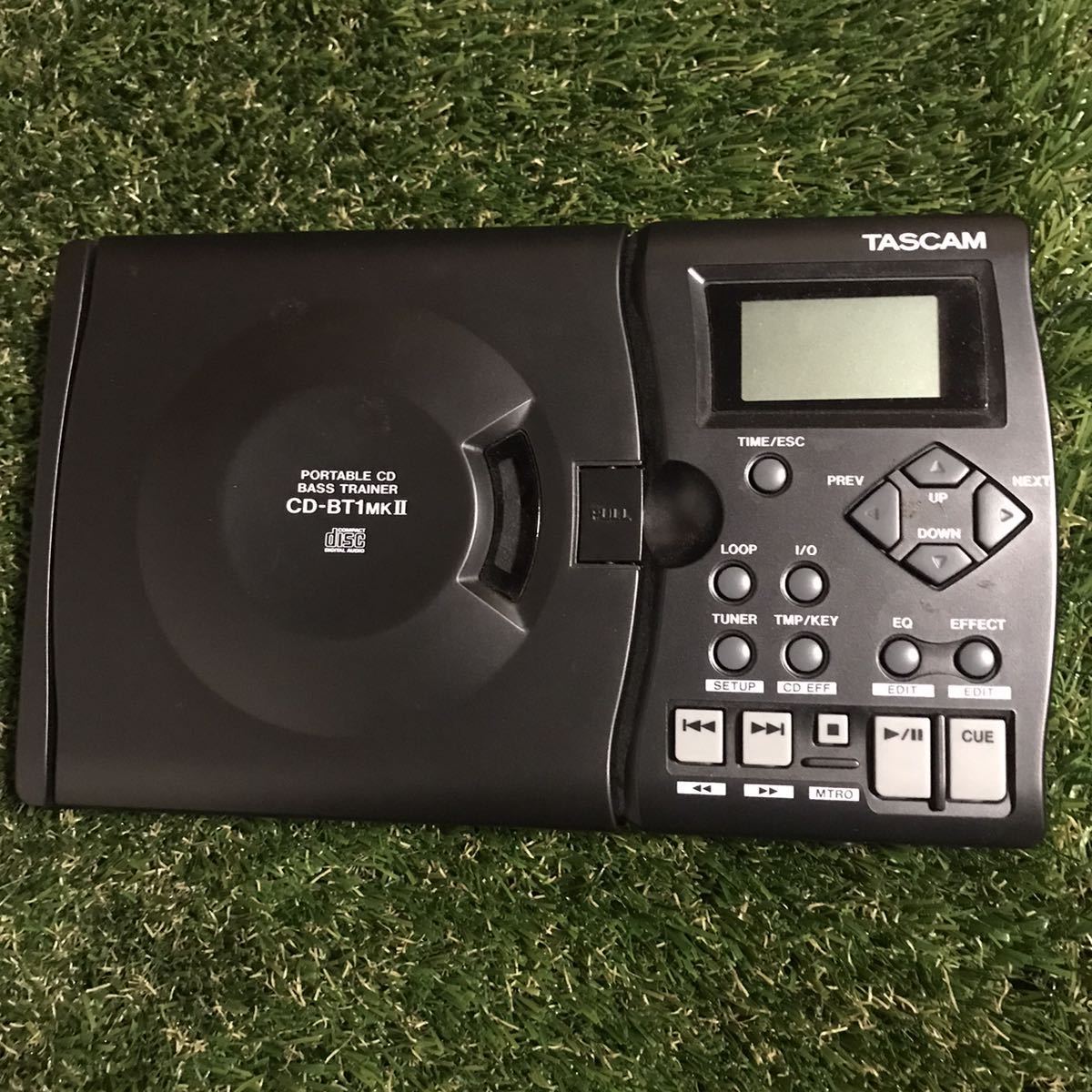 TASCAM タスカム ポータブルCD ベーストレーナー CD-BT1Mk2 MKII