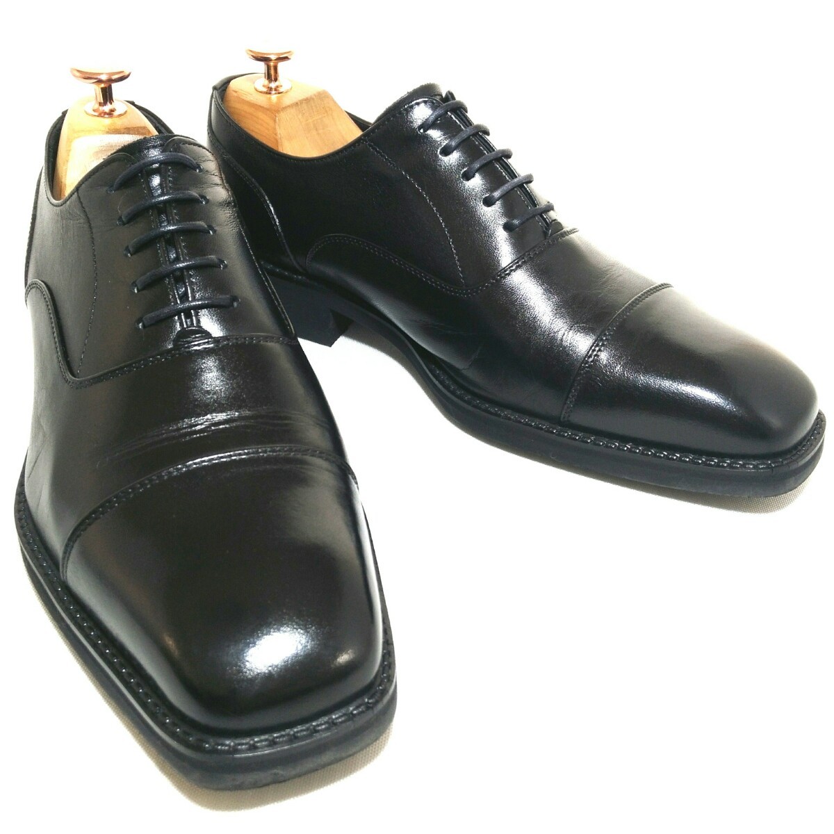 C168【GEOX】ジェオックス　ストレートチップ　黒　ブラック　24.0cm　紳士靴　内羽根　革靴　本革　レザーシューズ　ビジネス　フォーマル
