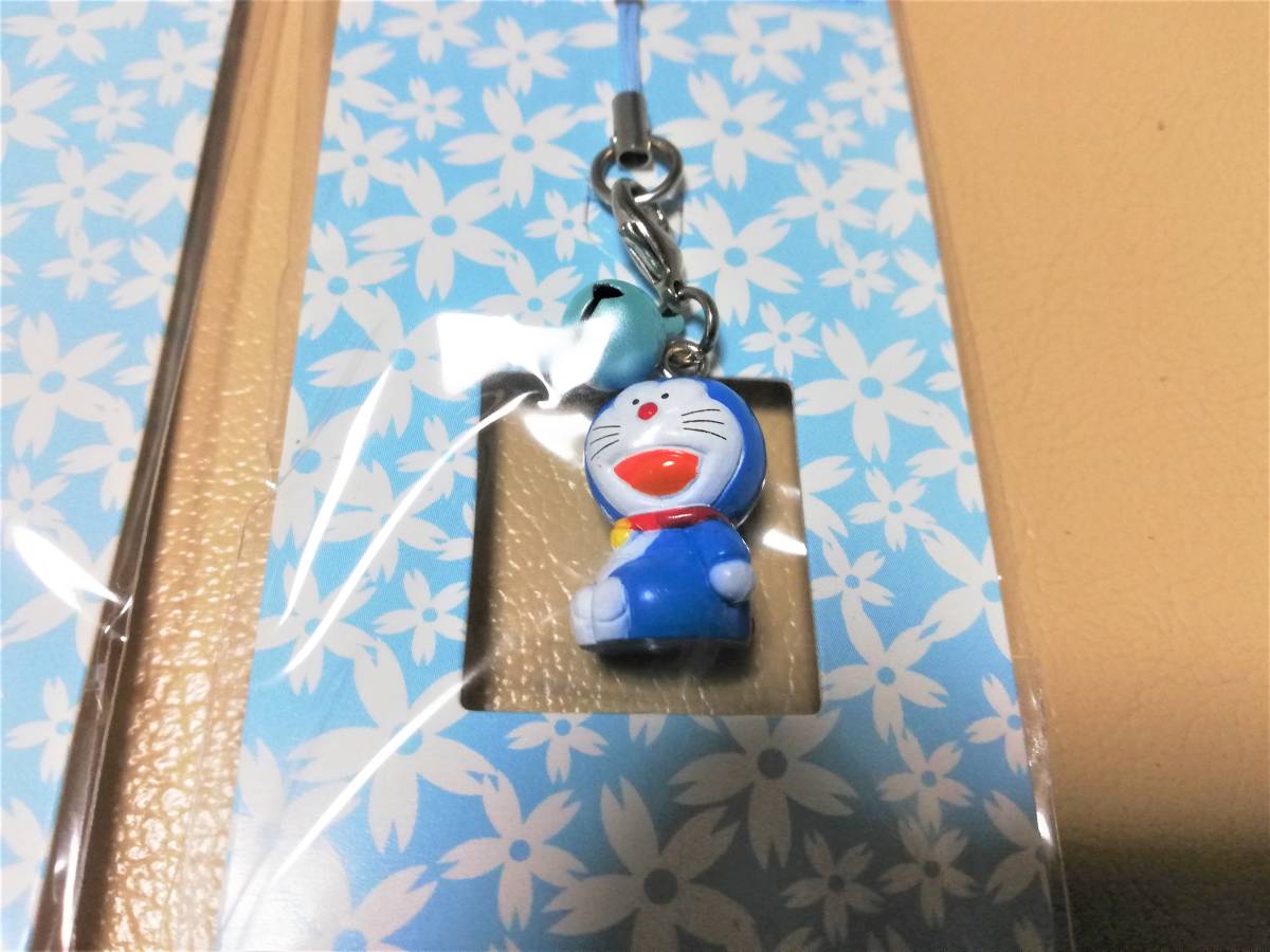 ドラえもん ドラミちゃん 4種類1セット キーホルダー 鈴付きストラップ 正規逆輸入品 鈴付きストラップ ドラえもん ドラミちゃん 4種類1セット キーホルダー 鈴付きストラップ 正規逆輸入品 鈴付きストラップ